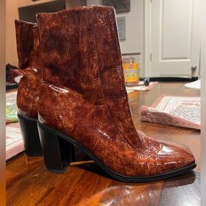 Jaggar The Label Bold Ankle Bootie, Chocolate. Like new! Size 38 (women’s 8)..